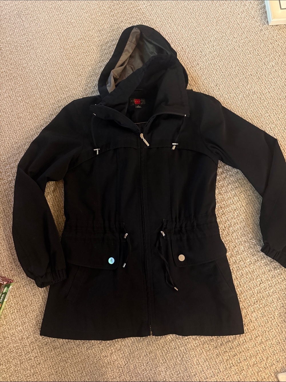 Women’s Gallery black rain jacket coat size small